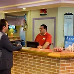 Centre Les Places אראס