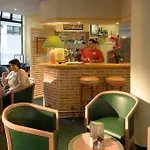 מלון Centre Les Places 3*