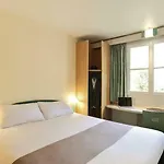 Centre Les Places מלון 3*