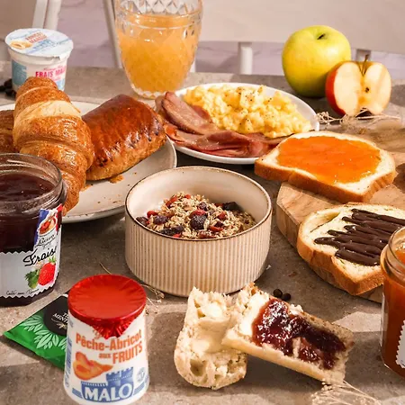 Hotel Centre Les Places 3*