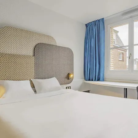 Centre Les Places 3*