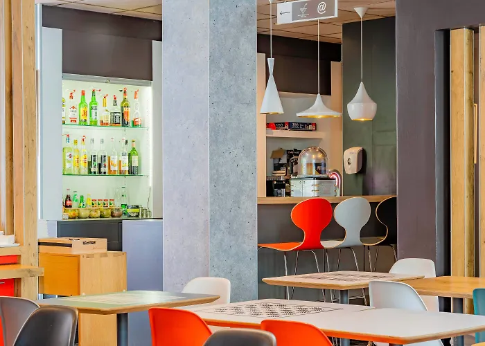 Centre Les Places 3*