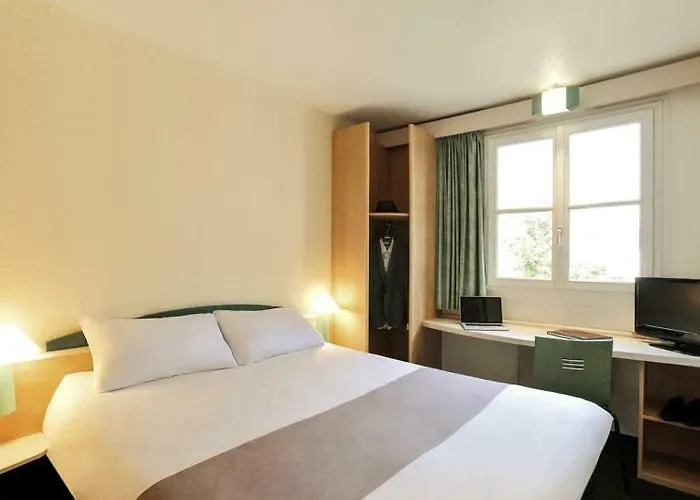 Centre Les Places Hotel 3*